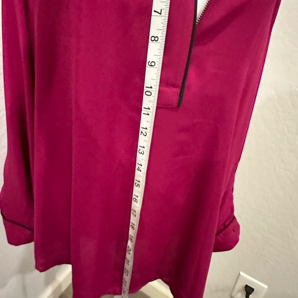 Gorgeous flowy blouse - raspberry! - Picture 10 of 15